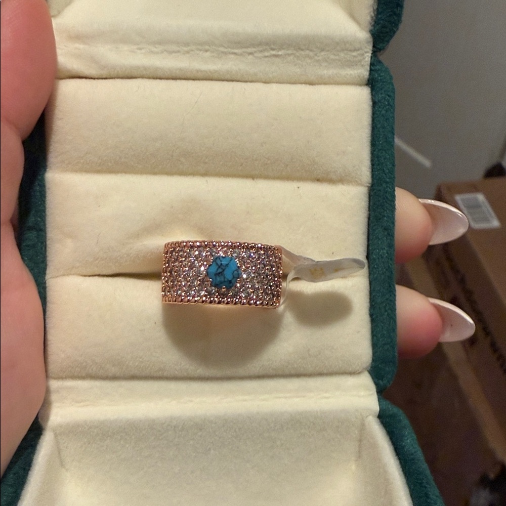 Size 7 ring from bomb party